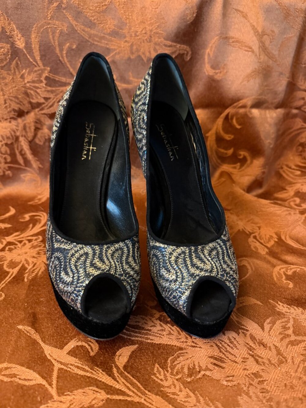 Sebastian Clio Metallic Brocade Pattern Peep Toe Pumps Sz 36 (US6)
